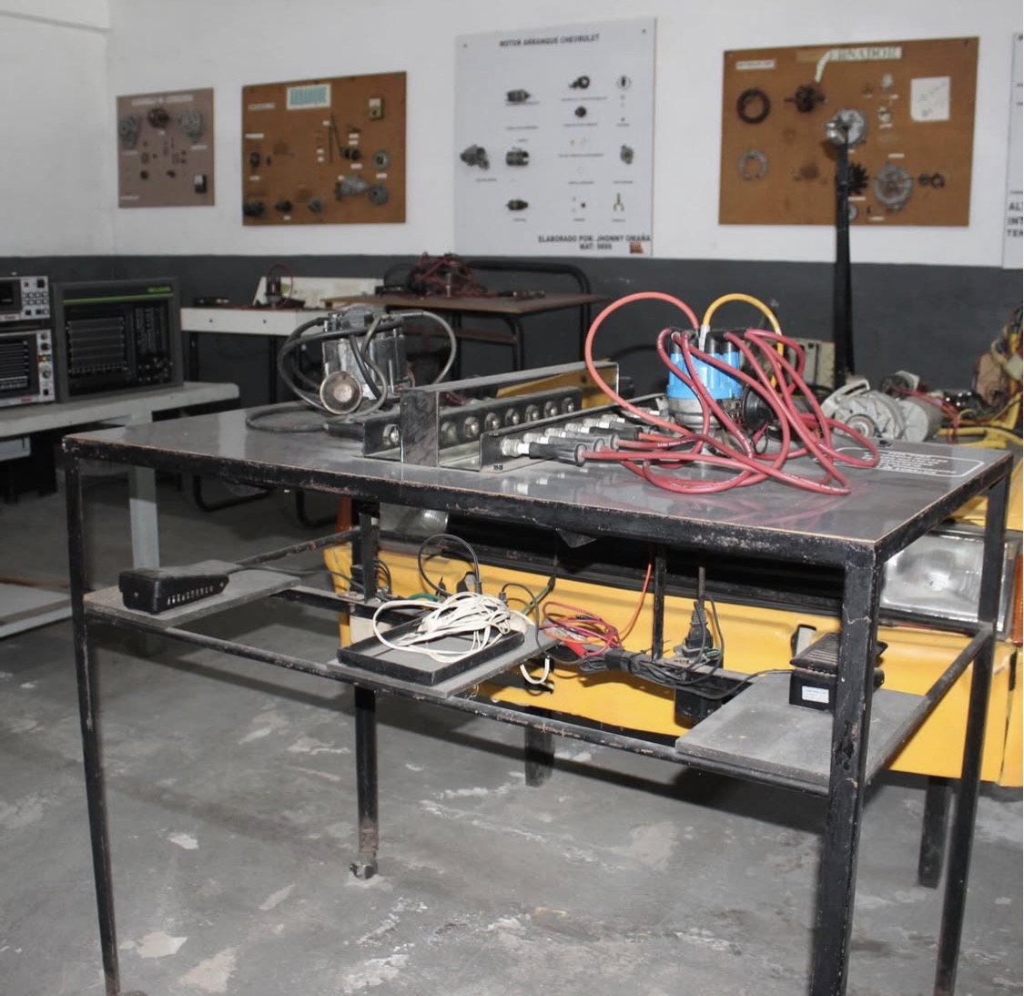 Taller 01 - Electricidad (4)